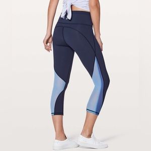 Lululemon Mix & Mesh crop 21”